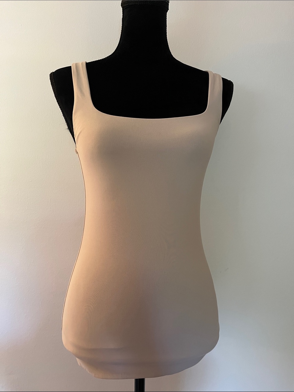 Aritzia Original Contour Penchant Tank, size M, square neck, beige
